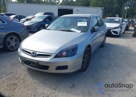 2007 Honda Accord 3.0 Se from USA, damaged, VIN 1HGCM66417A036431